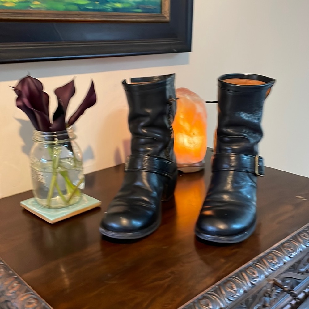 Size 37 women’s black Fiorentimi + Baker biker style boots